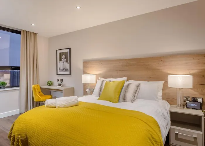 Dwell City LivingAparthotel